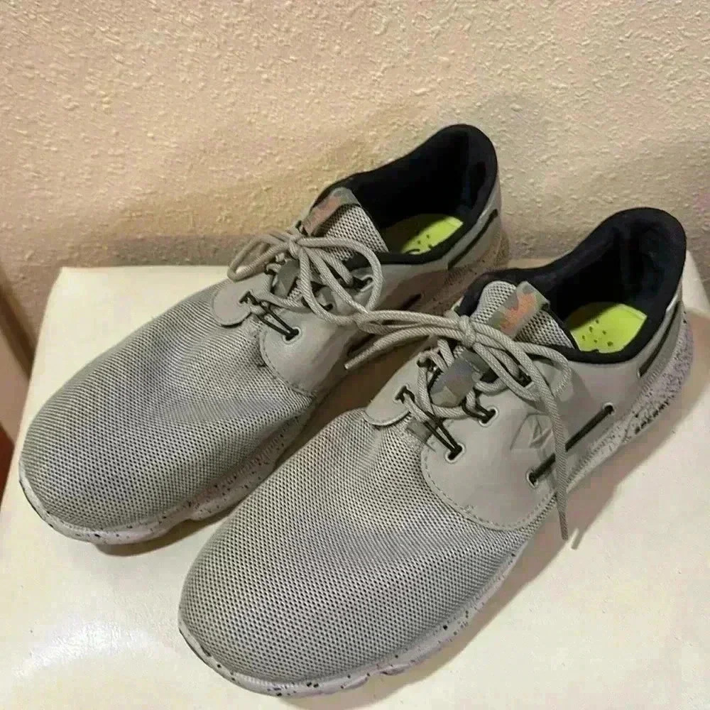 Sperry boat shoes size 13